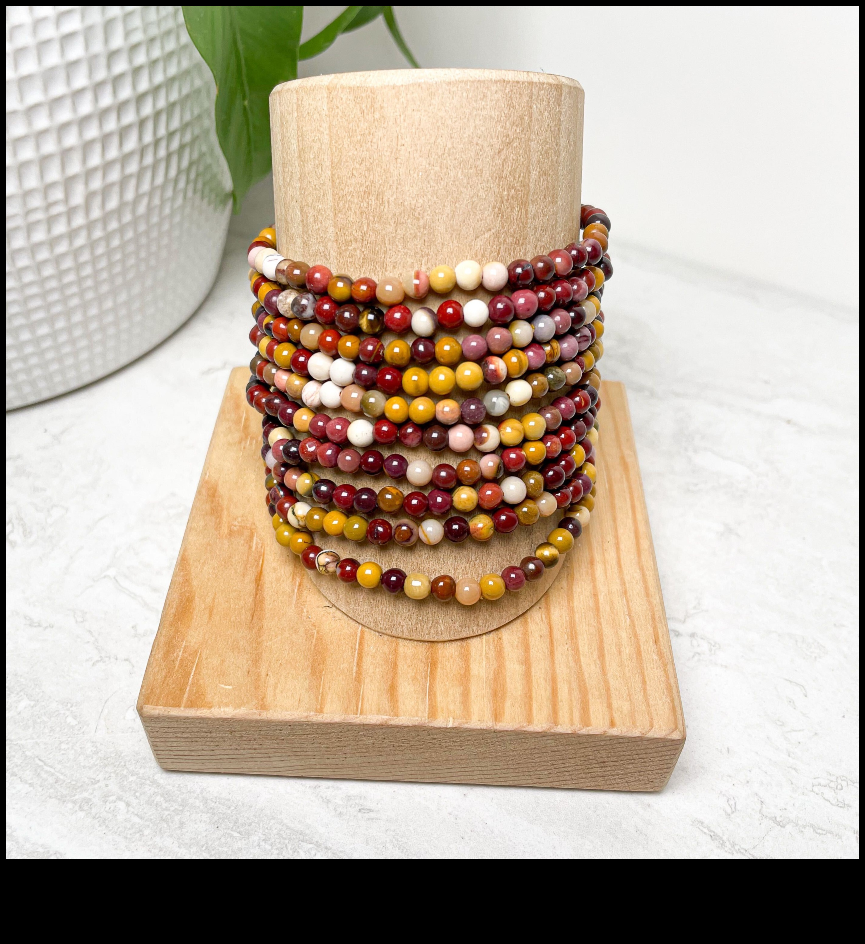 Kristālu kaskāde: izrotājieties mūsu kristāla aproču kaskādē