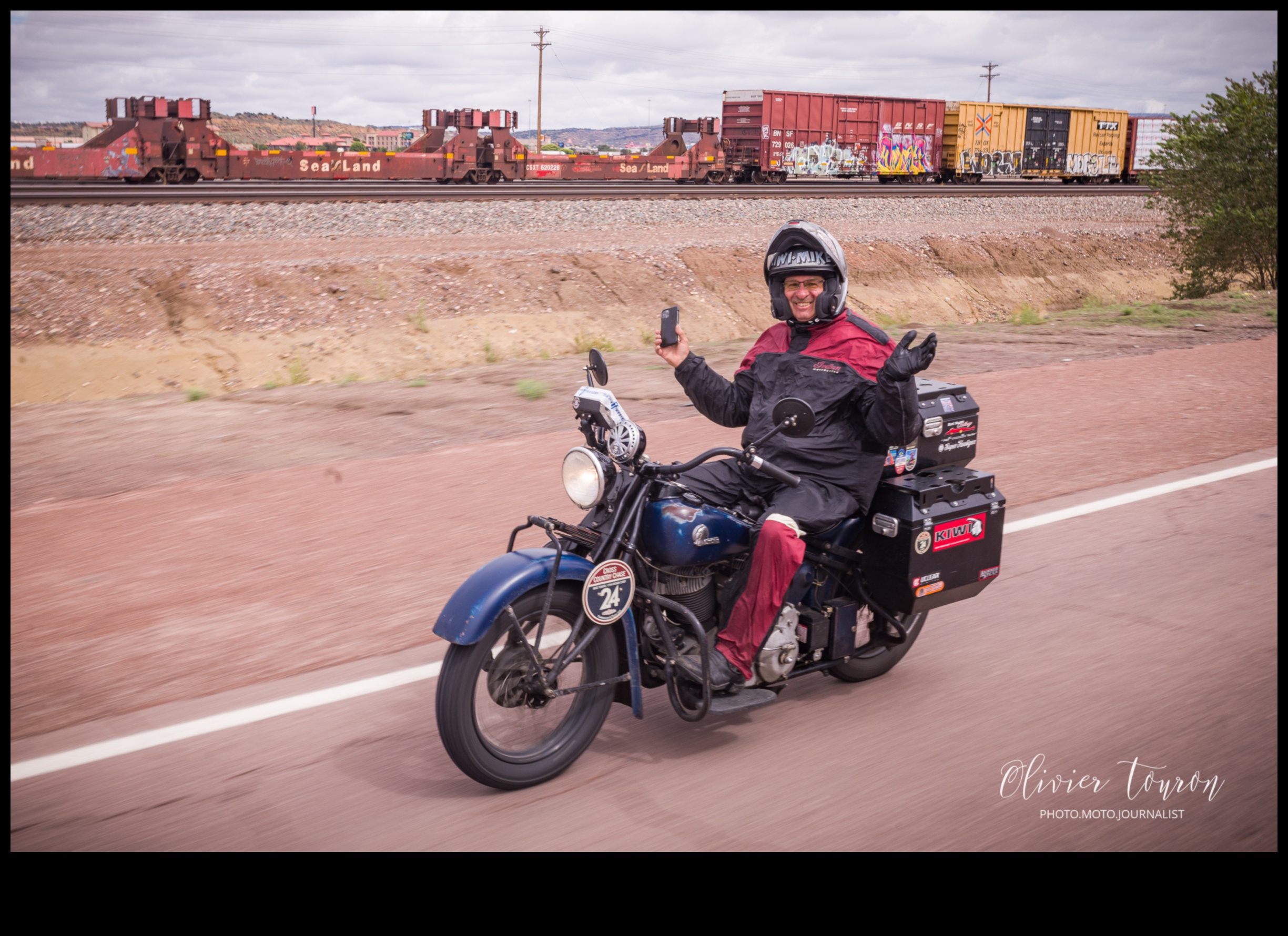 Chasing the Horizon: Motociklisti pārbraucienos