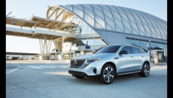 Eco-chic piedziņas: elektrisko transportlīdzekļu modernā puse