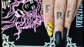 Tintes iespaidi: paceliet stilu ar sīku, stilīgu un elegantu pirkstu noformējumu