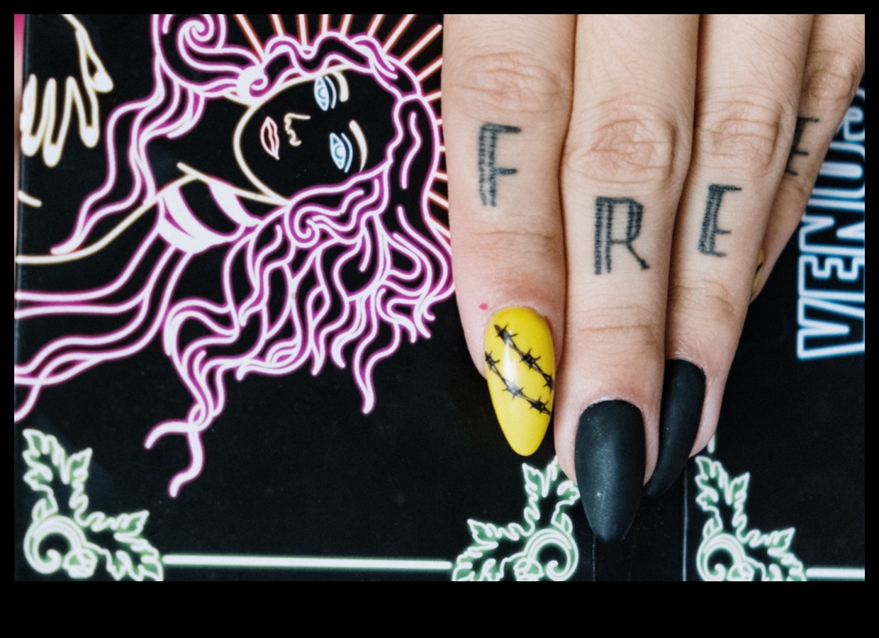 Tintes iespaidi: paceliet stilu ar sīku, stilīgu un elegantu pirkstu noformējumu